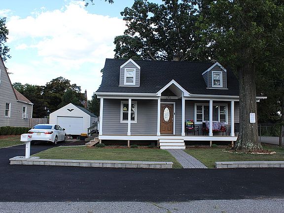 3rd image of 24 Saint Marys Pl