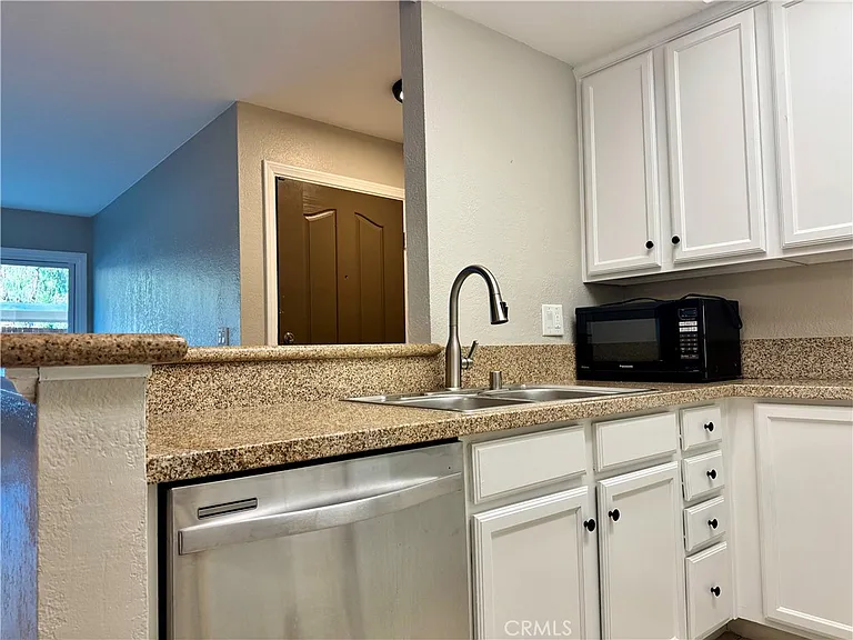 432 Edgehill Ln #95 — Photo 7