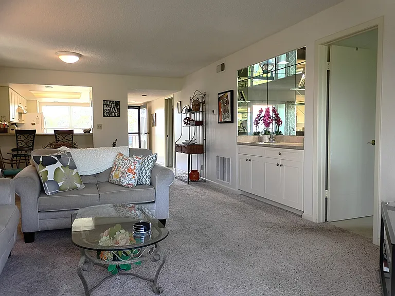 1806 Mariner Dr #214 — Photo 25