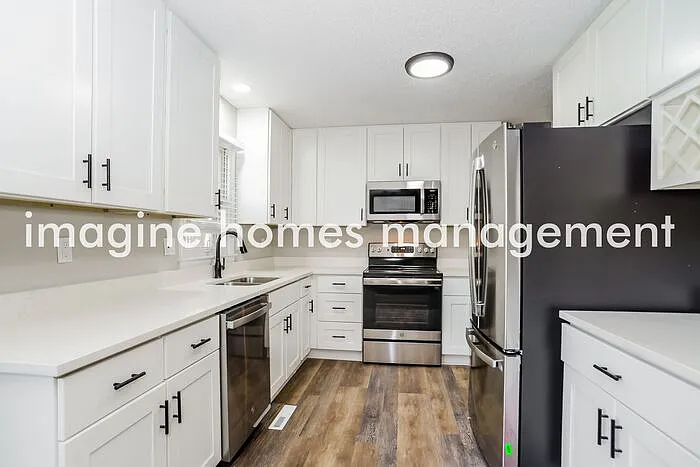 10010 W Moody Park Dr — Photo 4