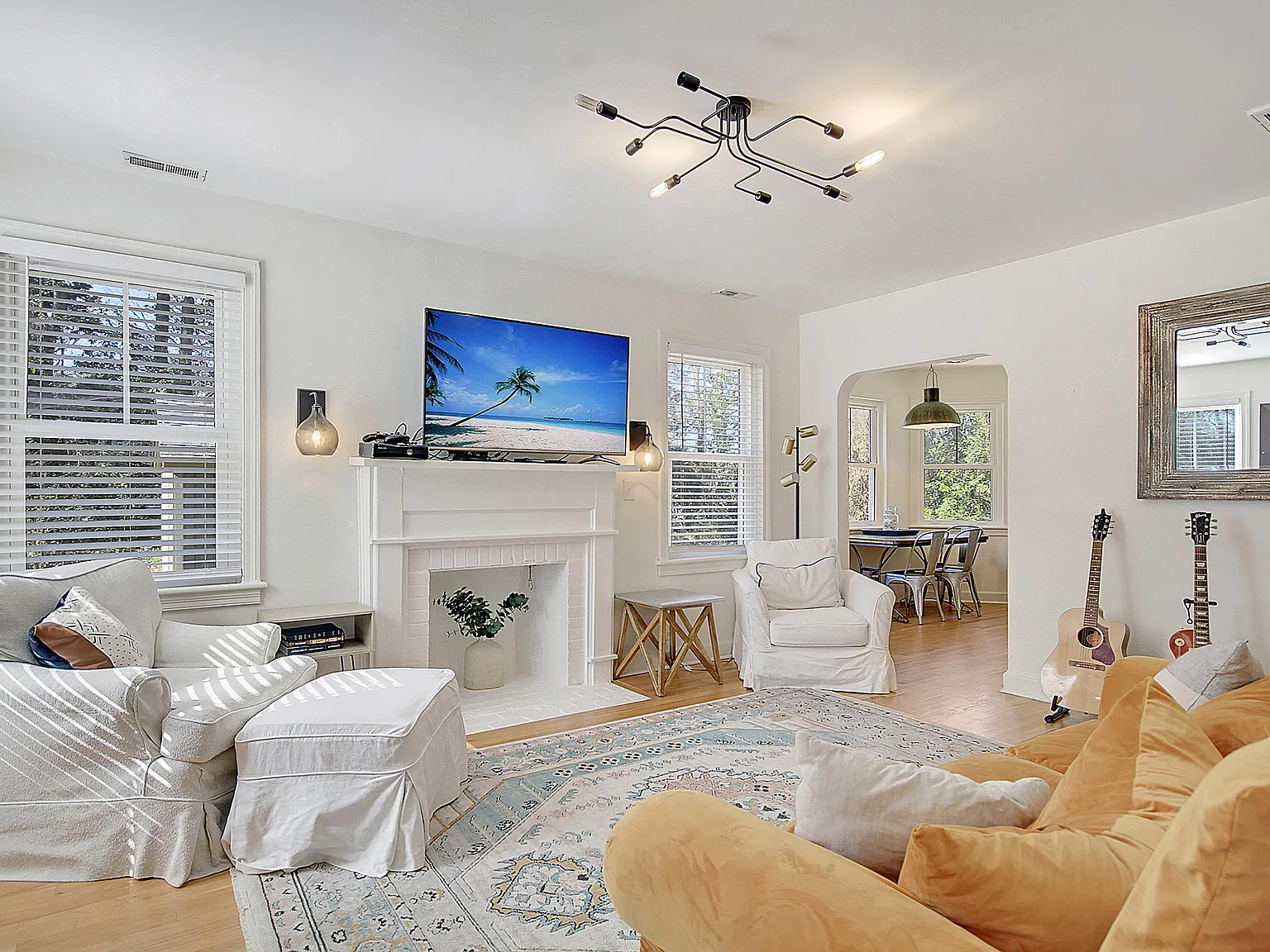 2 bed, 1000 sqft, $2,950 — Photo 4