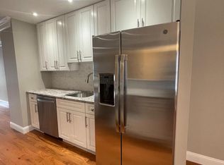 225 McClellan St, Philadelphia, PA 19148