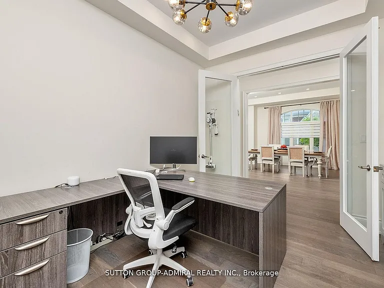 36 Hurst Ave — Photo 11