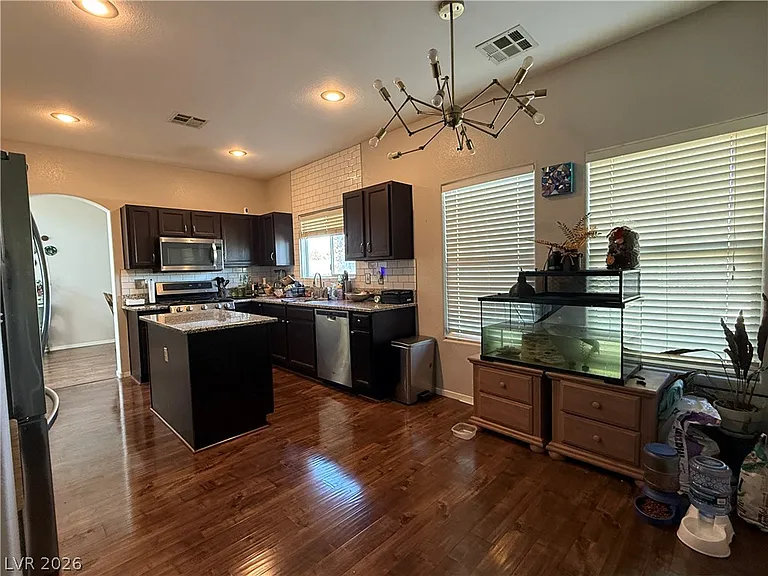 1541 Dusty Canyon St — Photo 5