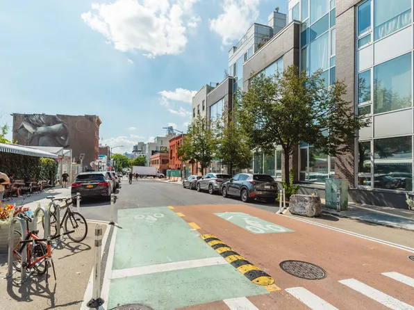 146 North Seventh Street image 26 of 36