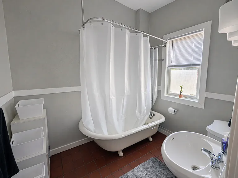 1223 Sidney St #3F — Photo 6
