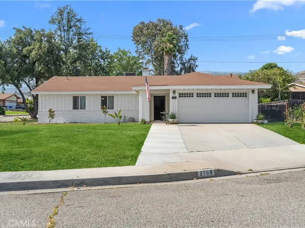 2764 Mirada Rd, Highland, CA 92346