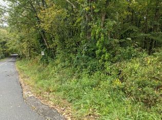 99 Colburn Rd, Charlton, MA 01507