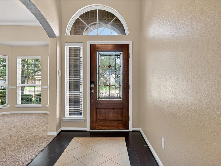 10103 Sweet Willow Ln — Photo 4