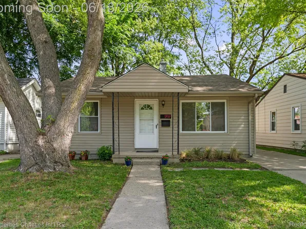 1797 E Marshall St, Ferndale, MI 48220