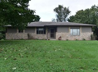 1754 Skyline Dr, Greenwood, IN