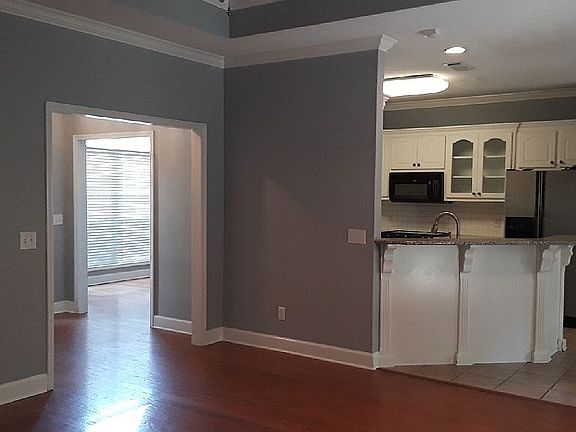 4th image of 268 Acorn Dr