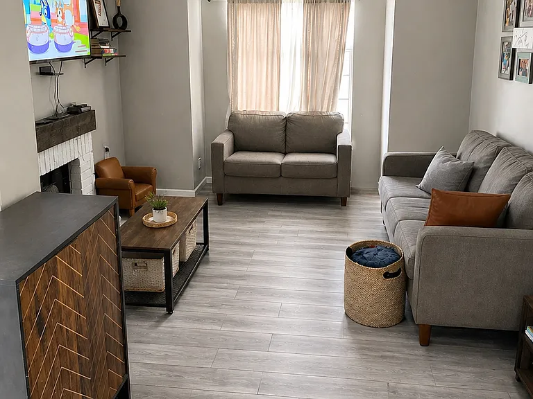 8070 Haven View Dr — Photo 2