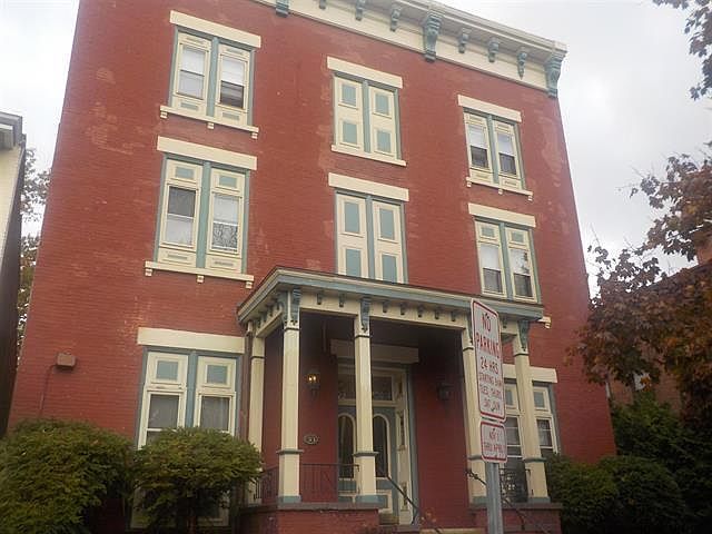 1st image of 33 Franklin St APT 2