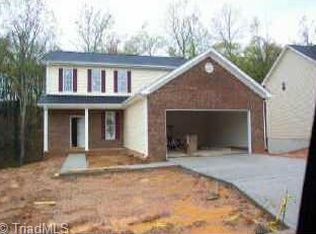 4515 Camden Rdg, Greensboro, NC 27410