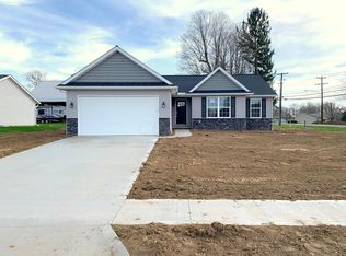 609 Creeks Edge, Newark, OH