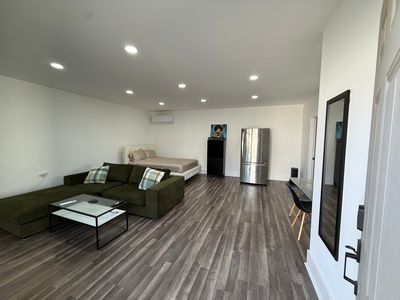 1722 W 107th St, Los Angeles, CA, 90047