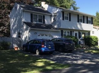 40 Lilchester Rd, Hopatcong, NJ 07843