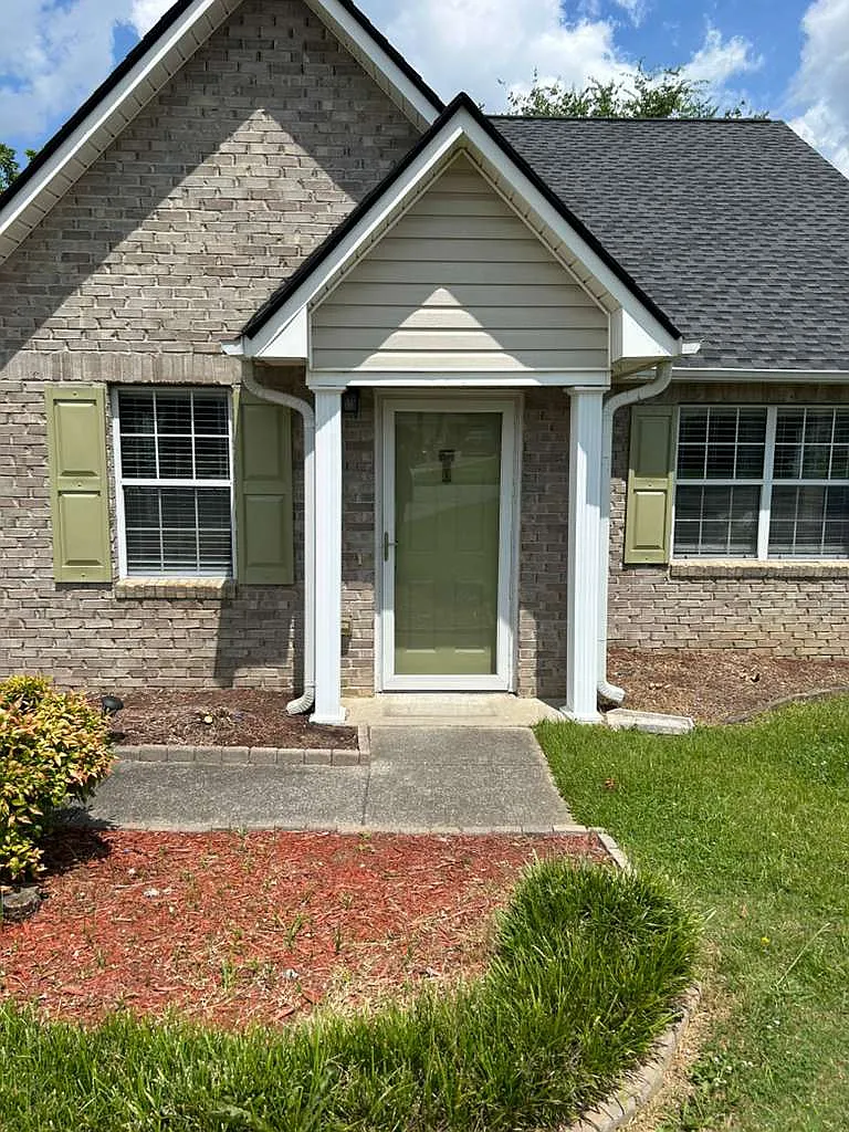 2 bed, 1147 sqft, $1,725 — Photo 2