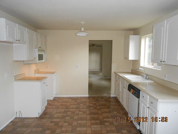 5th image of 6408 25th St NE