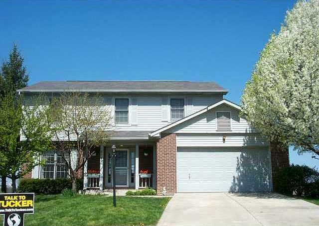 1st image of 410 S Calamus Ct