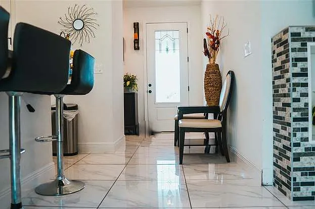 2499 Spring Breeze Dr — Photo 37