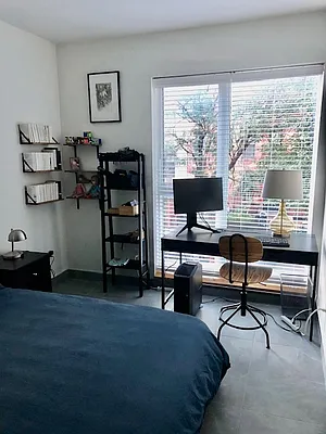 Rented by Compass | media 32