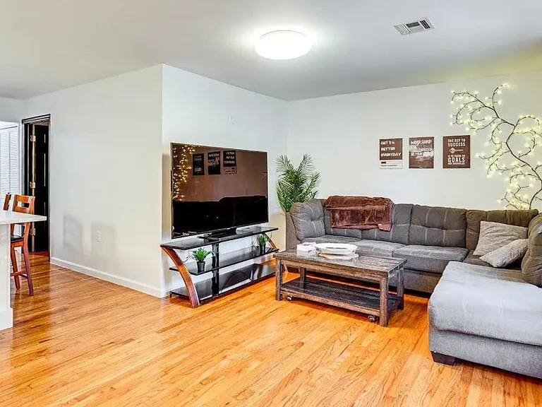 533 Martin Luther King Jr Dr #A — Photo 2