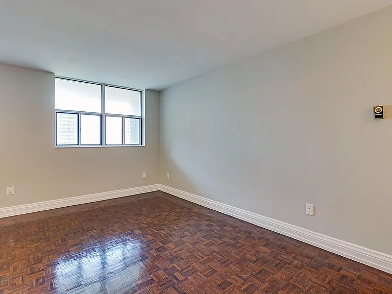 10 Macey Ave — Photo 33