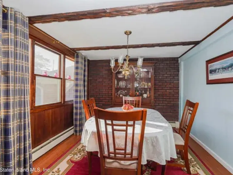 106 Fairview Ave — Photo 9
