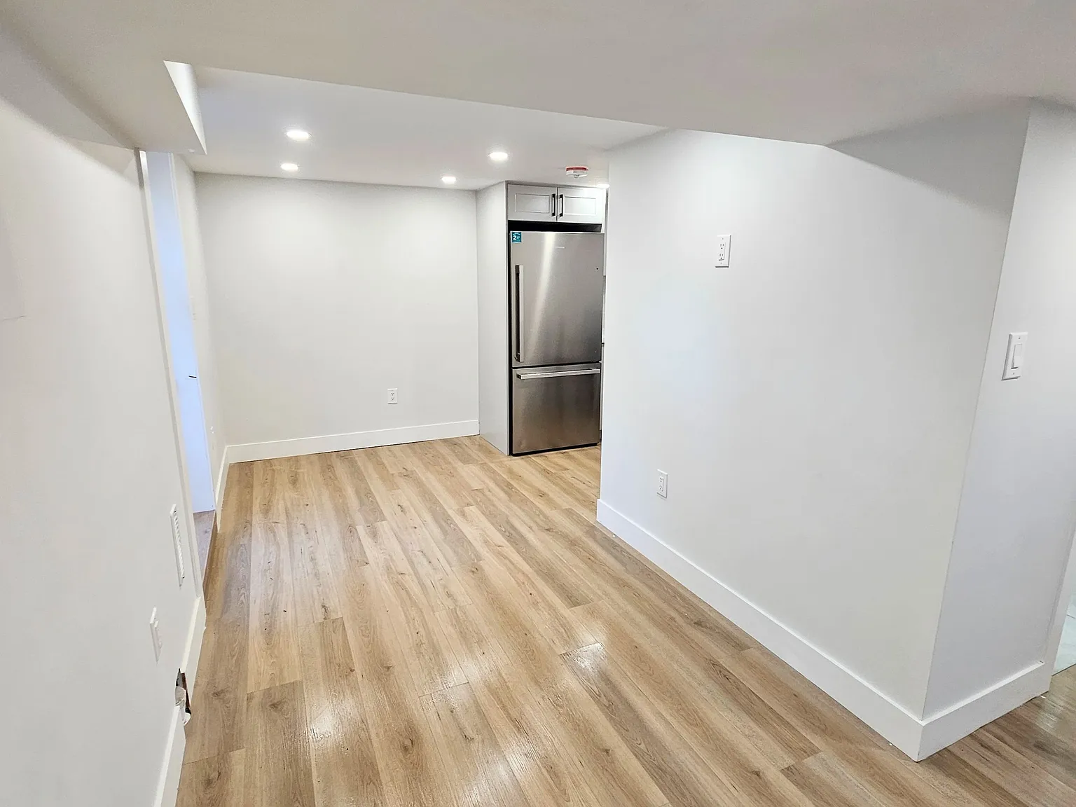 Studio, $1,450 — Photo 2