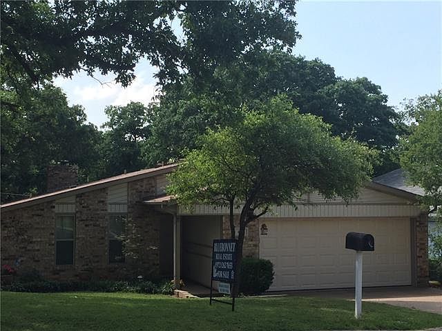 1st image of 4816 Crest Dr