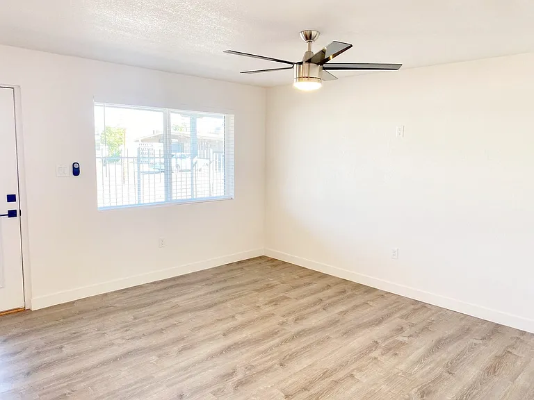 6707 E Cheery Lynn Rd #A — Photo 20