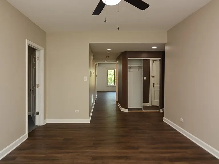 5208 N Sawyer Ave #3 — Photo 14