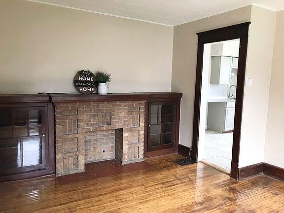2nd image of 420 Cumberland Ave #4