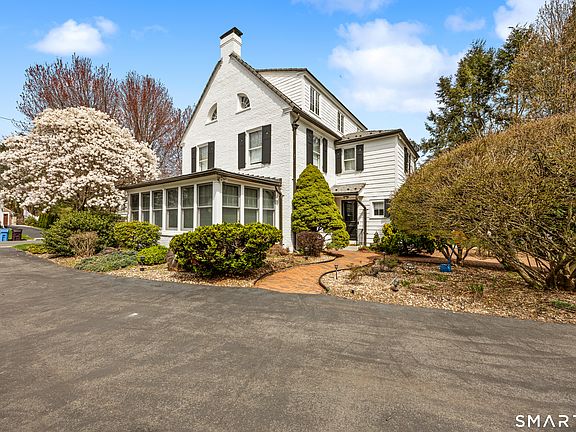 2nd image of 40 Ten Acre Road