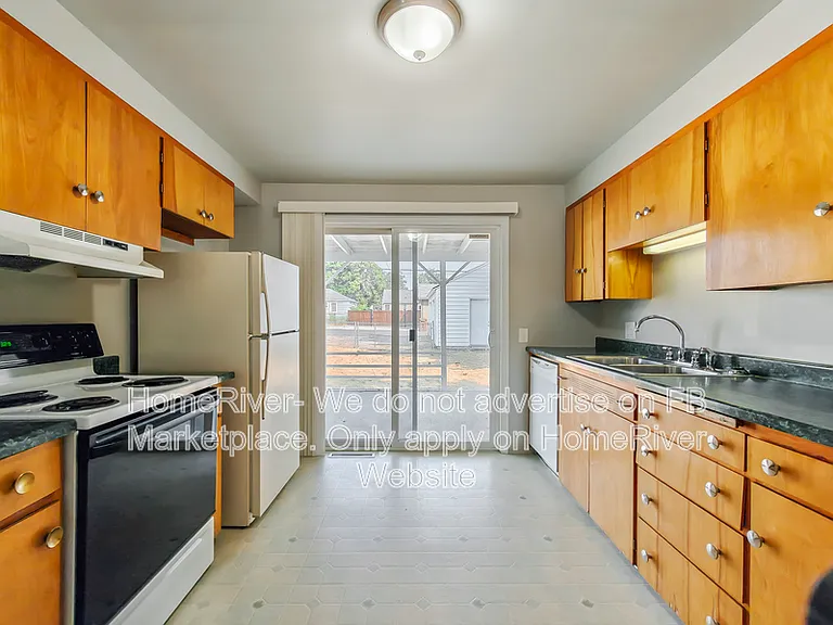 5214 N Cannon St — Photo 10