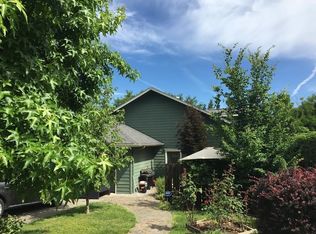 2625 Takelma Way, Ashland, OR 97520