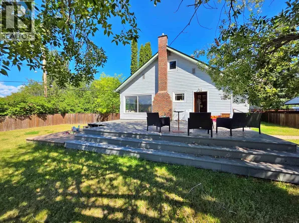 736 Reid St, Quesnel, BC V2J 2N4