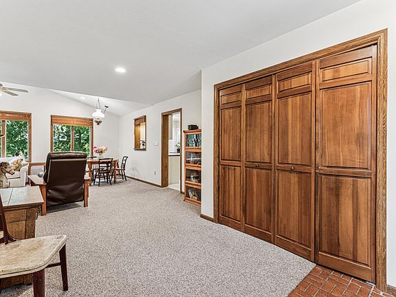 5th image of 3703 Beard Ave N