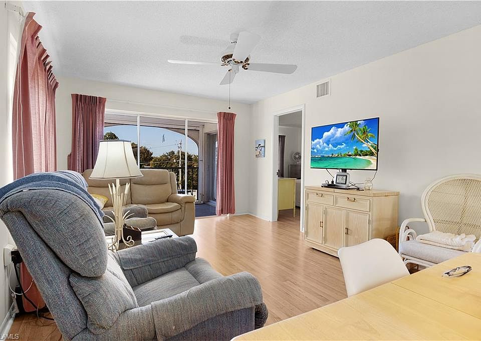 1st image of 5 High Point CIR W #313