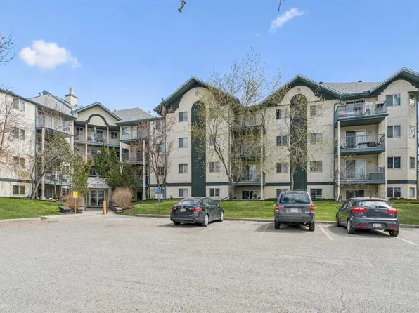 10 SW Dover Point SE #418, Calgary, AB T2B 3K2