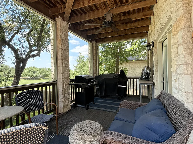 2536 Crenshaw Dr — Photo 26