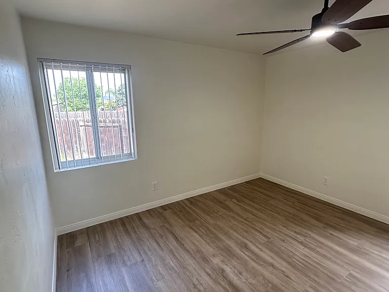 8704 Lind Vern Ct #8704 — Photo 28