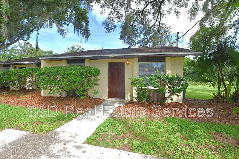 2 bed, 1.5 bath, 894 sqft, $1,250 — Photo 3