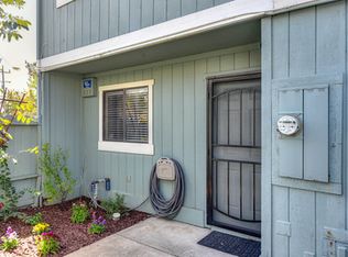 2404 Post Oak Ln, Sacramento, CA 95825