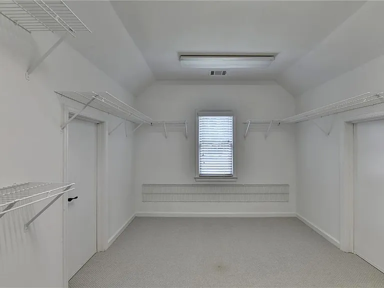 10645 Honey Brook Cir — Photo 42