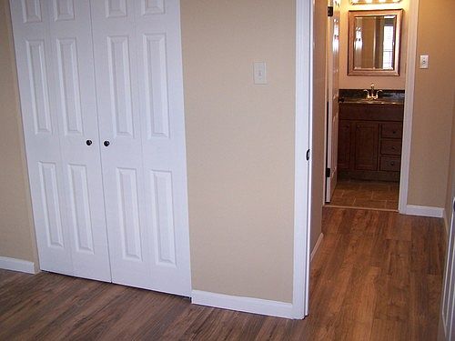 5th image of 10064 Squire Meadows Dr