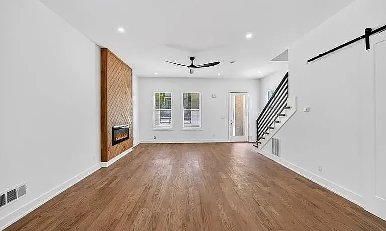 985 McDaniel St SW — Photo 14