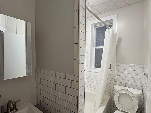 3rd image of 5309 Hudson Ave APT 5